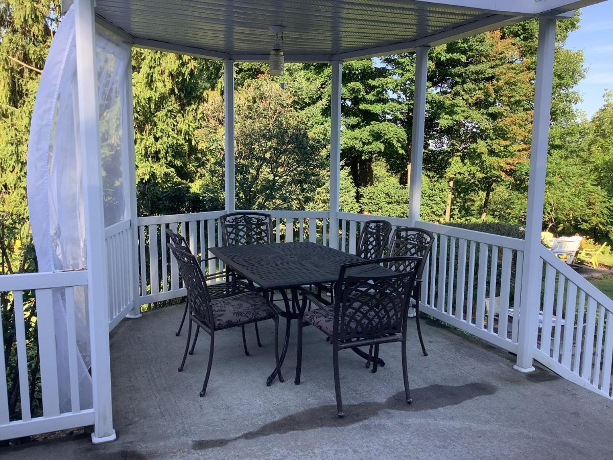 Les Saisons Du Fleuve Bed and Breakfast Lotbiniere Eksteriør billede